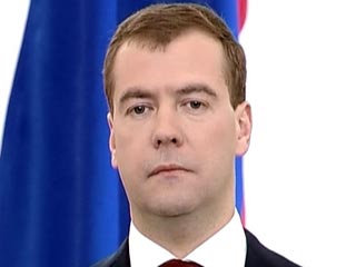 Российские СМИ в четверг активно комментируют экономическую часть Послания президента РФ Дмитрия Медведева Федеральному Собранию, с которым он выступил накануне