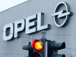 Из-за кризиса в концерне Opel автопромышленность Германии может потерять минимум 100 тысяч рабочих мест
