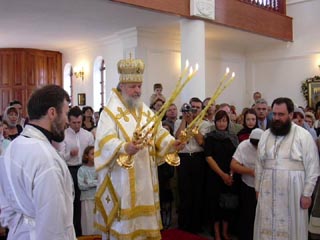 Митрополит Кирилл возглавит богослужения в память о 200-летии посещения первыми русскими моряками Южной Африки