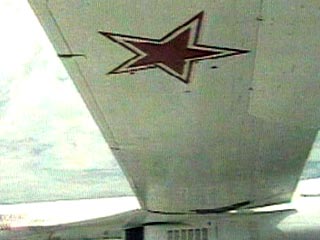 Госдума решила пока не перекрашивать звезды на самолетах: правительство их еще не нарисовало