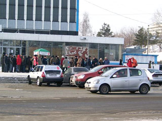 В Барнауле акция протеста против пошлин на иномарки собрала 2 тысячи водителей