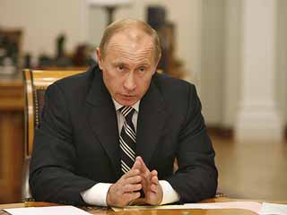 Премьер-министр РФ Владимир Путин, выступая в понедельник на Международной конференции по вопросам гуманитарного права в Санкт-Петербурге, сформулировал принципы договора о европейской безопасности