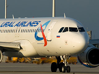 Самолет с 90 российскими туристами смог вылететь из неспокойного Таиланда в Екатеринбург