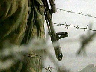 Из воинской части в Чечне сбежал контрактник с оружием 