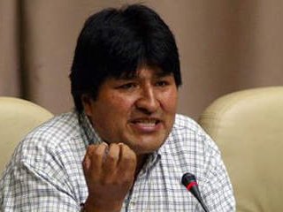 Президент Боливии Эво Моралес назвал "политической местью" отмену торговых льгот со стороны США