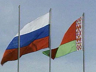 Белоруссия инициирует новые переговоры с Россией о цене газа, намекая на отмену спецпошлин на нефть 