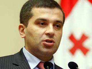 Средства, хранящиеся на этих счетах, принадлежат государству и являются собственностью грузинского народа, заявил политический секретарь Лейбористской партии Георгий Гугава