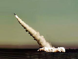 Подводный ракетный крейсер стратегического назначения "Дмитрий Донской" произвел успешный пуск новейшей баллистической ракеты "Булава"