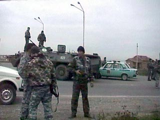 В Ингушетии обстреляна колонна военнослужащих - двое ранены