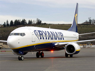 Крупнейший бюджетный авиаперевозчик Европы Ryanair сделал официальное предложение по покупке ирландской авиакомпании Aer Lingus