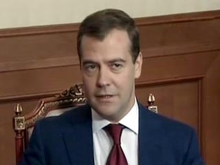 Медведев наградил Орденом дружбы политолога США, назвавшего Путина "спасителем нации"