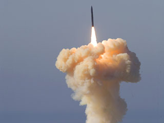 Пентагон успешно провел в пятницу очередное испытание разрабатываемой системы противоракетной обороны наземного базирования