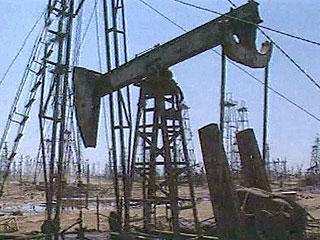 Нефть закрепилась у отметки в 44 доллара за баррель из-за сокращения поставок ОПЕК
