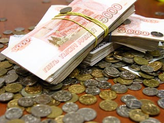 В понедельник Россия стала первой страной "большой восьмерки", кредитный рейтинг которой понижен после начала финансового кризиса