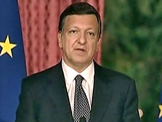 Глава Еврокомиссии Жозе Мануэл Баррозу сказал, что план размером 200 миллиардов евро получил широкую поддержку, и что Германия будет играть в нем активную роль