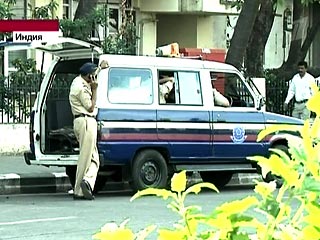 После террористической атаки на индийский город Мумбаи, в результате которой погибли почти 200 человек, Дели направил Исламабаду требование выдать главарей террористов