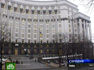 Новое объединение парламентского большинства в Верховной Раде Украины будет по предложению фракции Блока Юлии Тимошенко называться коалицией "Национального развития, стабильности и порядка"