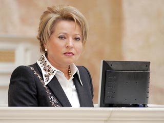 Губернатор Петербурга Валентина Матвиенко считает, что уголовные дела по особо тяжким преступлениям должны рассматриваться профессиональными судами