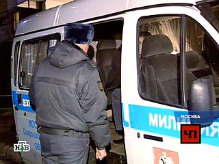 В Москве в Северо-Восточном административном округе на территории отдела ОВД "Марьина роща" в мусорном баке обнаружено шесть тел младенцев
