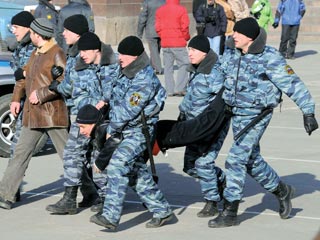 ОМОН пресек новую акцию протеста автомобилистов Владивостока в воскресенье 21 декабря