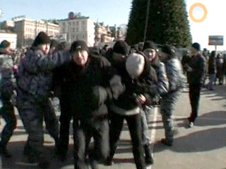 Во Владивостоке попытку автомобилистов провести несанкционированный митинг протеста  пресекла милиция