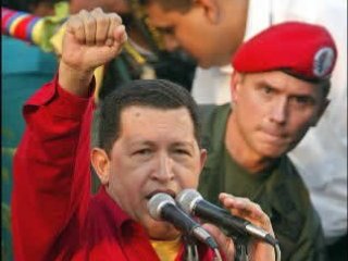 Президент Венесуэлы Уго Чавес заявил, что падение цен на нефть, основной источник валютных поступлений страны, "не остановит боливарианскую революцию"