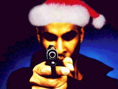 В американском штате Калифорния мужчина, одетый в костюм Санта-Клауса, открыл огонь из огнестрельного оружия прямо на новогодней вечеринке. В результате бойни три человека скончались, а еще трое получили ранения