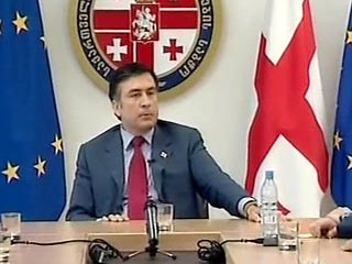 Саакашвили предложил урезать свои полномочия в пользу парламента