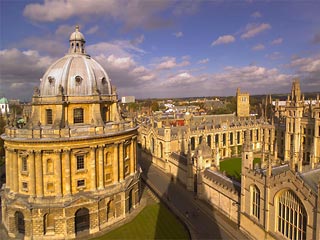 После тысячи лет непрерывного существования легендарный клуб Оксфордского университета Oxford Freemen Аssociation принял решение отказаться от своего казавшегося незыблемым правила