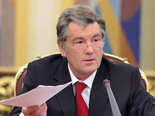 Президент Украины Виктор Ющенко заявил, что подпишет госбюджет на 2009 год, принятый парламентом в пятницу, несмотря на его серьезные недочеты