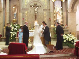 С 1 января 2009 года гражданам Германии, вступающим в брак, разрешается венчаться в церкви без обязательной регистрации брака в загсе