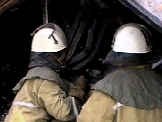 Во Львове от взрыва тонны петард разрушено 6 гаражей, повреждены 8 машин
