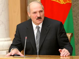 Лукашенко объявил выговор главам МВД и Госкомимущества Белоруссии
