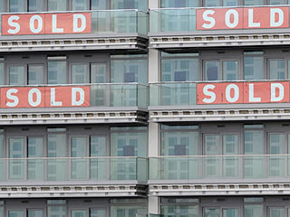 Русские, уходя с лондонского рынка элитной недвижимости, обвалили цены на 50%