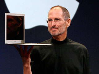 Глава Apple Inc Стив Джобс рассматривает возможность прохождения операции по пересадке печени