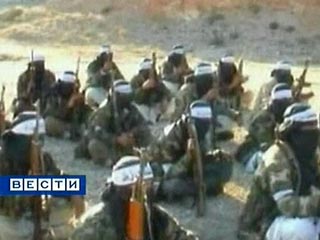 По меньшей мере 40 членов международной террористической организации "Аль-Каида", проходивших подготовку в тренировочном лагере в Алжире, умерли от чумы