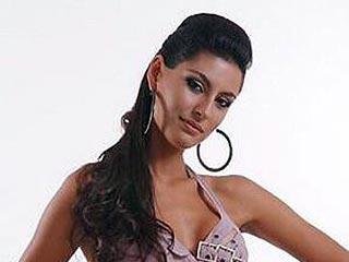Двадцатилетней бразильской модели Мариане Бриди да Кошта, которая должна была представлять свою страну на конкурсе "Мисс Мира", ампутировали руки и ноги из-за тяжелой инфекции мочевых путей