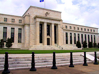 Заседание руководства Федеральной резервной системы (ФРС), которое пройдет во вторник и среду, будет необычным, так как не обещает никаких новостей в отношении процентных ставок