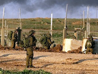 В Израиле на границе с сектором Газа произошел взрыв, один военнослужащий погиб, трое ранены