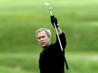 Буш может вернуться к игре в гольф. От игры в гольф он отказался в знак солидарности с американскими военнослужащими в Ираке, что было воспринято некоторыми военными как кощунство