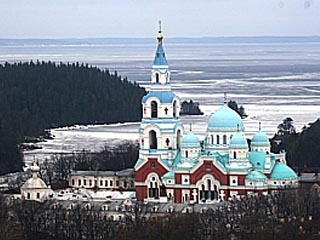 Законодательное собрание Карелии приняло решение назвать  один из островов Валаамского архипелага именем патриарха  Алексия II