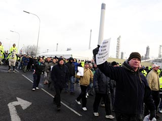 Великобританию охватили массовые стихийные забастовки работников энергетических и других индустриальных предприятий