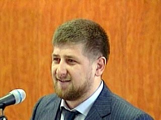 Президент Чеченской республики Рамзан Кадыров выступает за введение духовно-нравственного воспитания в России, считая, что такая мера позволит повысить патриотизм граждан