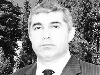 В Дагестане погиб депутат Народного собрания республики Магомедрасул Далгатов. Он скончался в результате дорожно-транспортного происшествия по дороге из Кизляра в Махачкалу