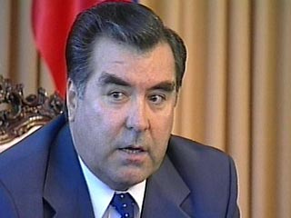 Президент Таджикистана Эмомали Рахмон все-таки приедет в Россию на саммиты глав государств ОДКБ и ЕврАзЭС, проведение которых намечено на 4 февраля