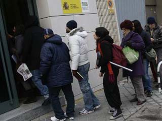 Число безработных в Испании в январе 2009 года выросло на 6,35% по сравнению с предыдущим месяцем, что стало самым высоким показателем за последние 12 лет