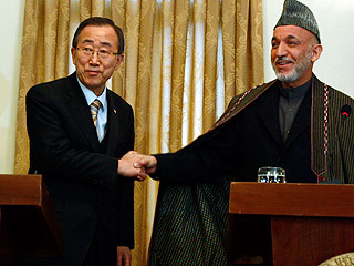 Генсек ООН Пан Ги Мун прибыл в Афганистан с незапланированным визитом
