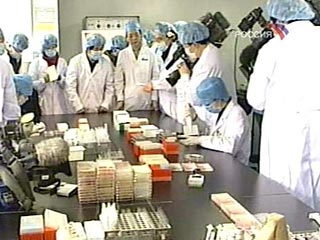 Китайские врачи в провинции Шаньси спасли трехлетнюю девочку, у которой в январе был диагностирован вирус птичьего гриппа