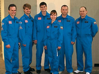 Первый экипаж под командованием космонавта Сергея Рязанского