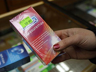 Украине грозит эпидемия СПИДа из-за слишком высоких цен на презервативы